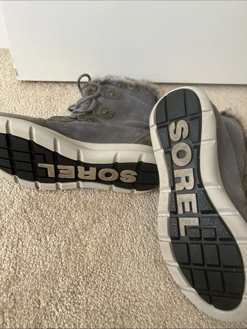 Sorel Women's Gray Faux-Fur Lined Winter Boots, worn once paid $159.00
